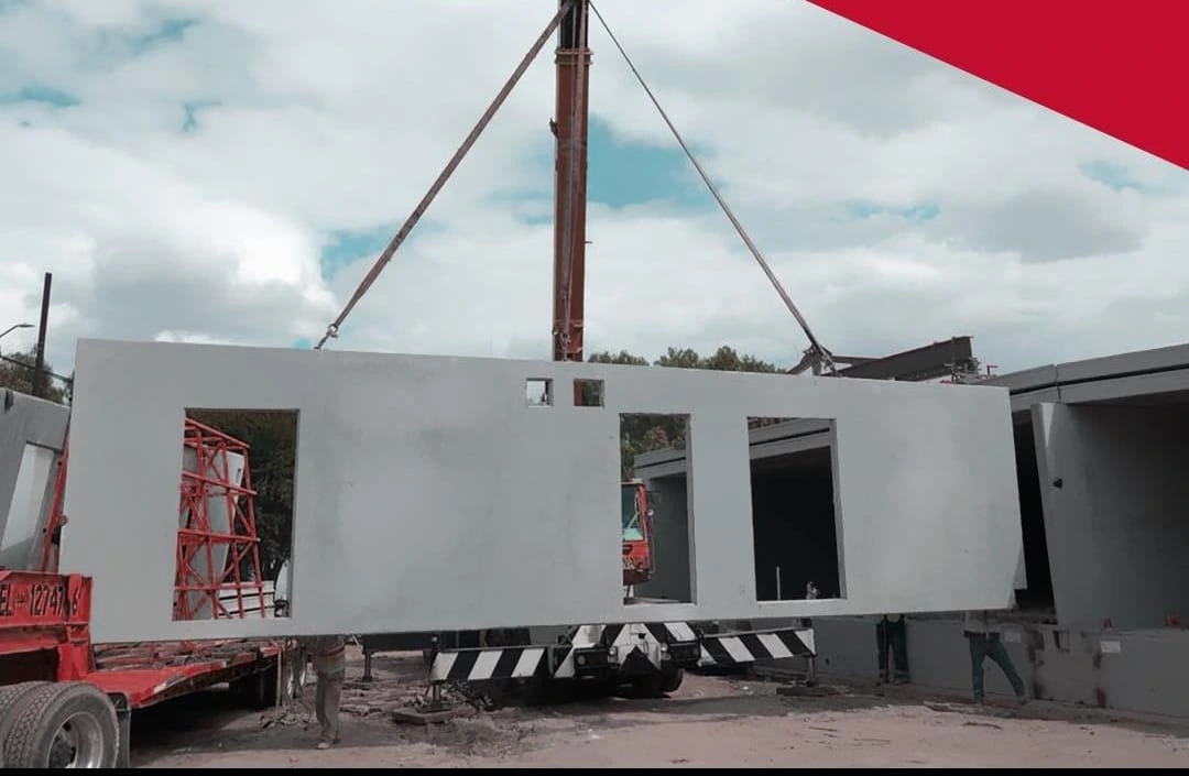 Montaje de losas alveolares de 12 toneladas en vivienda unifamiliar